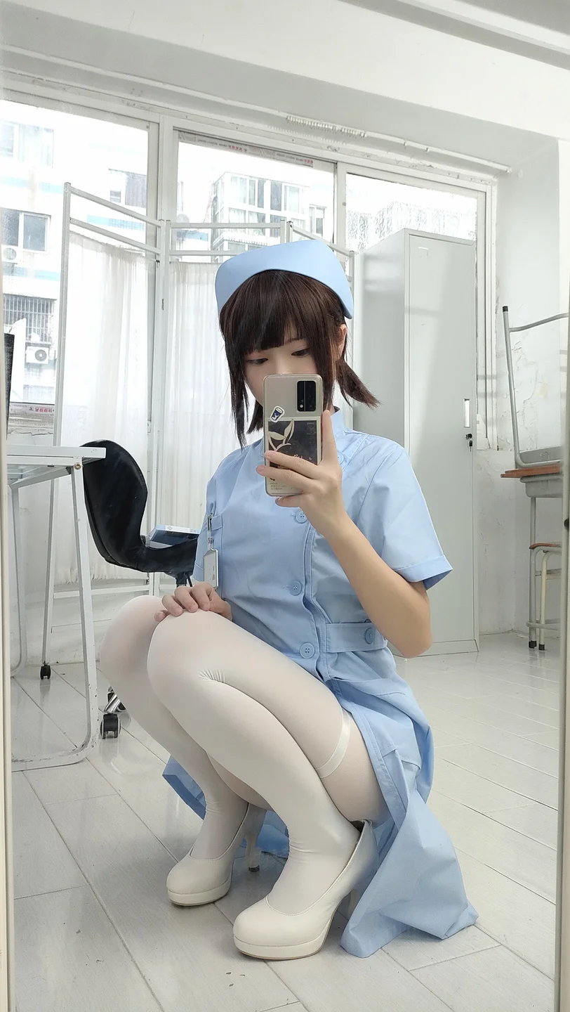 十万珍吱伏特 - 护理实习生 [155P,1V-1.38GB] tg@simisebaisi 【丝足阁】001.webp